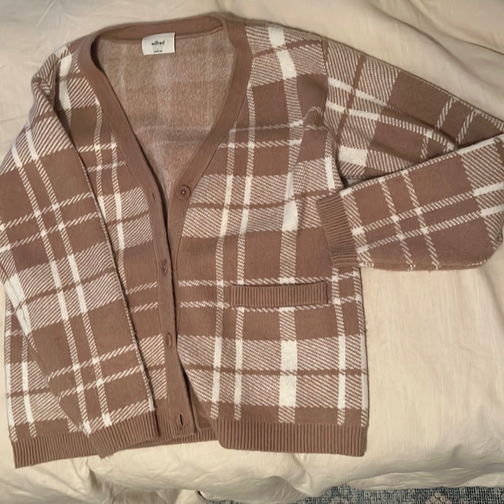 Aritzia Wilfred Cardigan